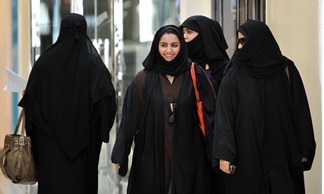 Saoedische vrouwen mogen (eindelijk) gaan stemmen, als ze de weg vinden
